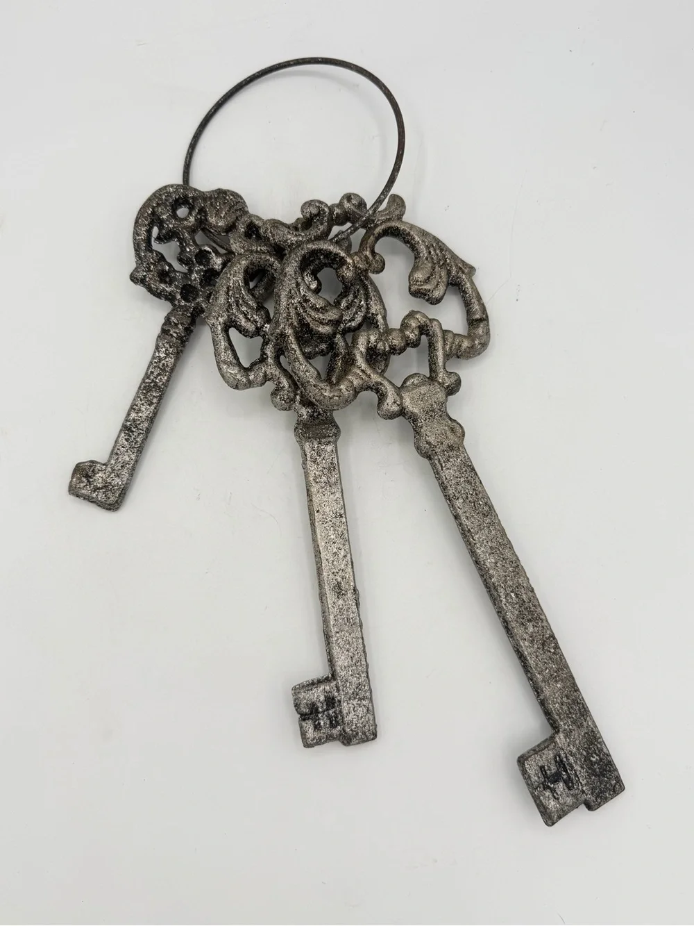 Set of 3 Decorative Skeleton Keys Cast Iron Wall Decor Rustic Farmhouse